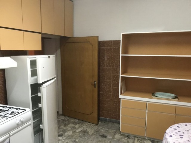 Lefkoşa Köşlüçiftlik 2+1 150 m2