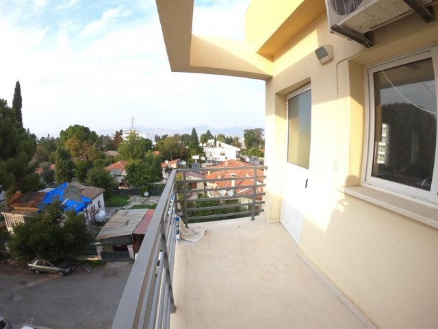 Nicosia Yenişehir 3+1 155 m2 ** 