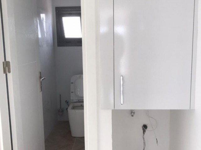 Nikosia Dereboyu 2 + 1 ländliches Büro oder Wohnung ** 