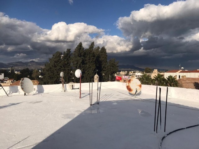 Lefkoşa  1+1   Roof Bar