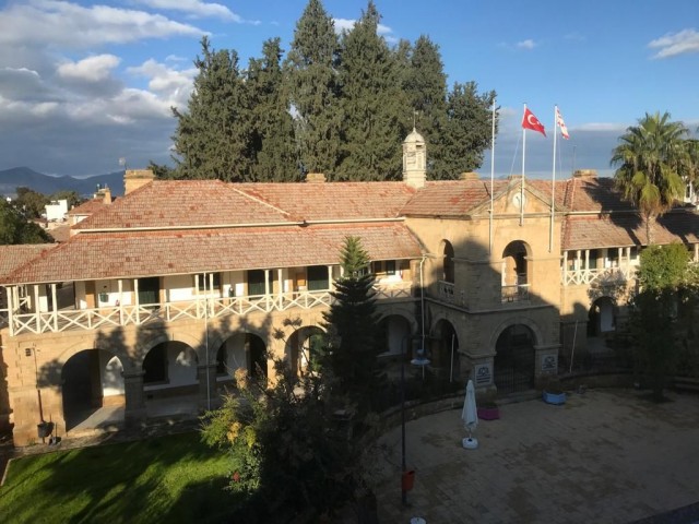 Nicosia Central Post Office as well as Sendeli Shop ** 