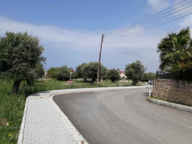 A PLOT OF LAND FOR SALE SUITABLE FOR THE CONSTRUCTION OF A VILLA IN A PERFECT LOCATION IN KYRENIA OZANKOY DEC ** 