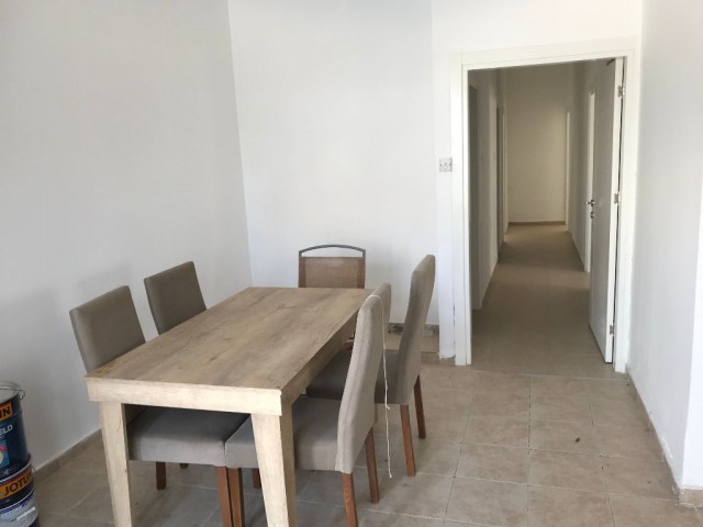 Lefkoşa Gönyeli 3+1 Full Eşyalı 140 m2 Daire