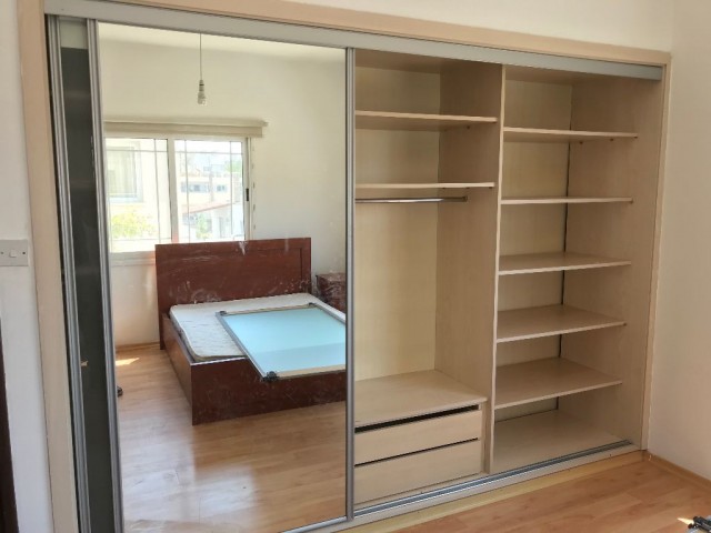 Lefkoşa Gönyeli 3+1 Full Eşyalı 140 m2 Daire