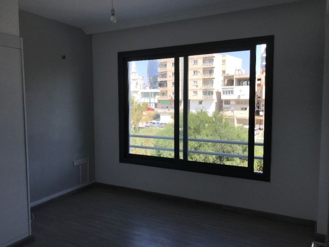 Lefkoşa Kumsal 2+1 Eşyasız Lüks Daire