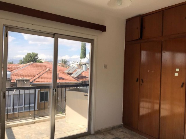 KÖŞKLÜÇITLIK-3+ 2 APARTMENT FOR SALE IN LEFOŞA ** 