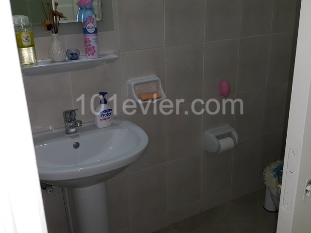 Flat To Rent in Girne Merkez, Kyrenia