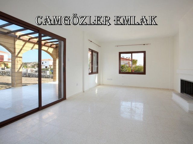 Gazi Mağusa Bogaz Deniz Kenarı  Villa 3+1