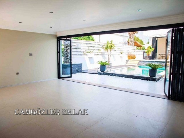 Villa For Sale in Girne Merkez, Kyrenia