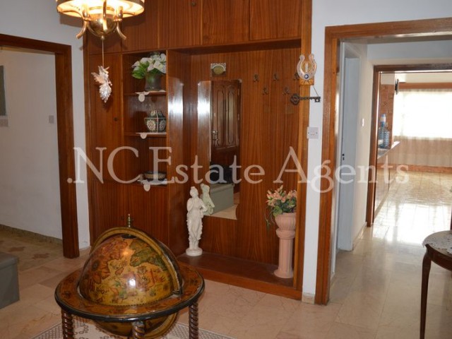 LARGE 6 BEDROOM FIRST FLOOR APARTMENT IN GONYELI 