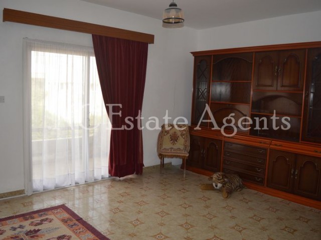 LARGE 6 BEDROOM FIRST FLOOR APARTMENT IN GONYELI 