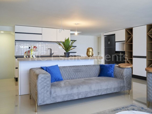 MODERN CONTEMPORARY 3 BEDROOM PENTHOUSE APARTMENT IN KYRENIA CITY CENTRE 