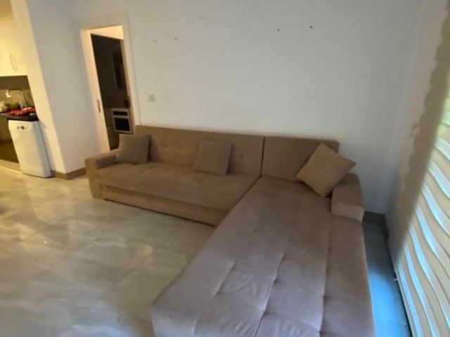 Flat To Rent in Girne Merkez, Kyrenia