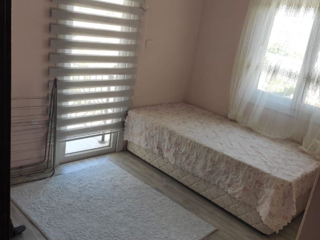 Kyrenia Alsancak 3 + 1 apartment for sale ** 