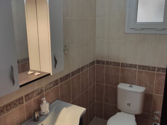 Kyrenia Alsancak 3 + 1 apartment for sale ** 