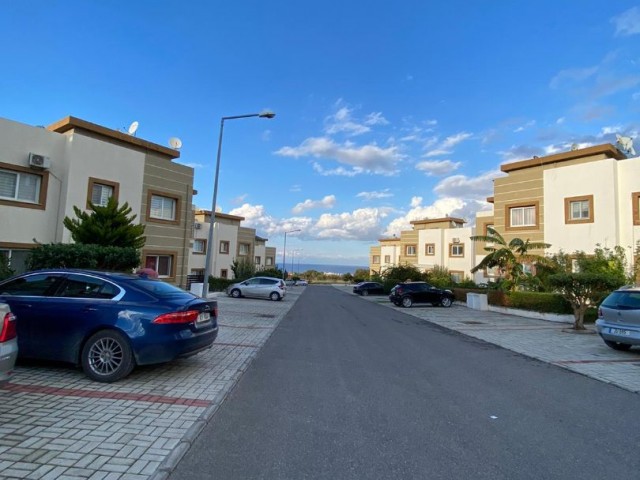 Girne Alsancak'ta 1+1 satılık daire