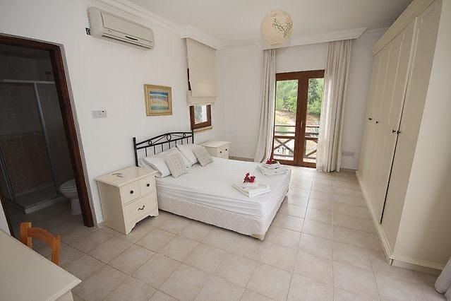 3+1 Villa for Rent in Kyrenia Malatya