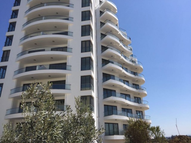 Güzelyurtta deniz kenarında Wave Towers* 1 yatak odalı eşyalı yeni daire*Türk koçanlı