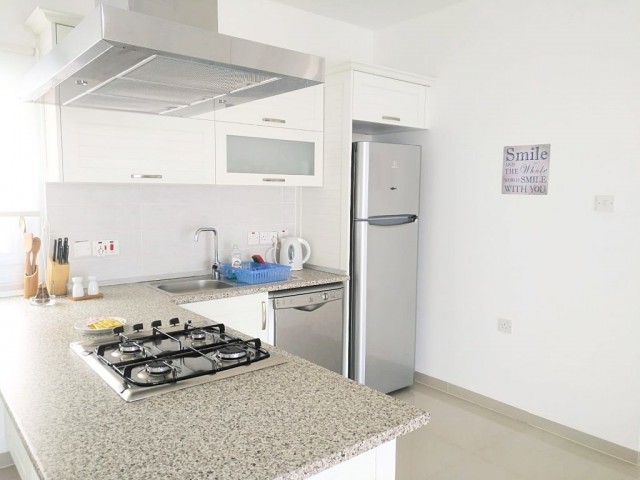 Denize sıfır sitede 2+1 daire