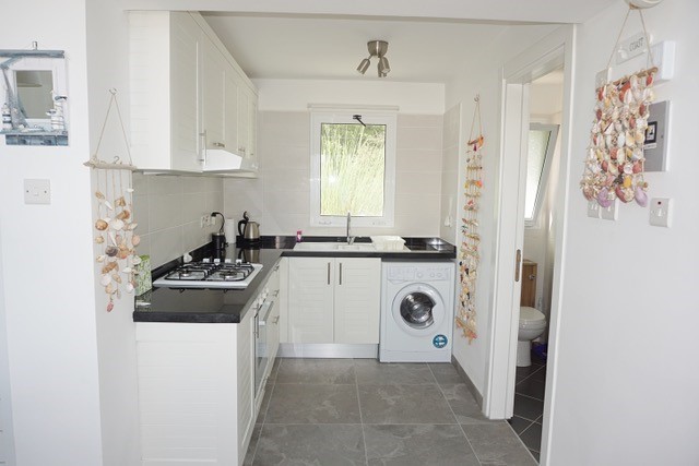 Lovely 2 Bedroom Garden Apartment Resale with Communal Facilities