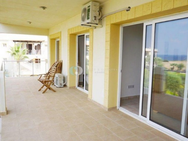 2 Bedroom Apartment Resale * Ready to Move in * Seafront Resort