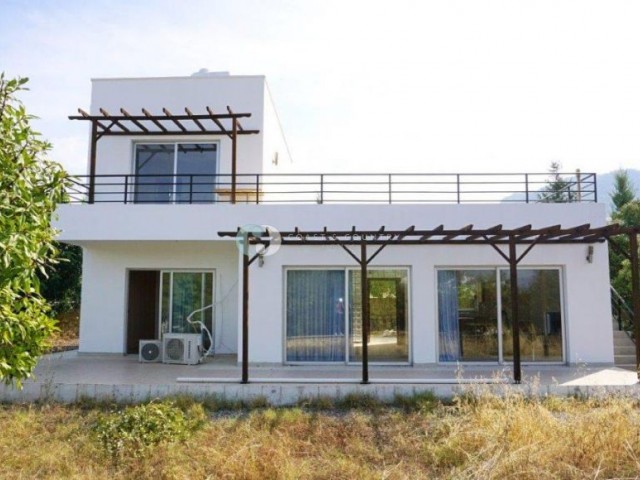 3+1 satılık villa, Bahçeli