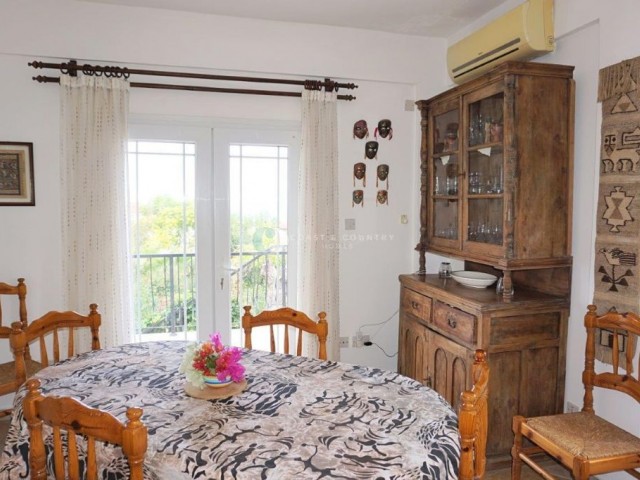 4+1 ful eşyalı villa, ortak havuzlu site, Bellapais bölgesi