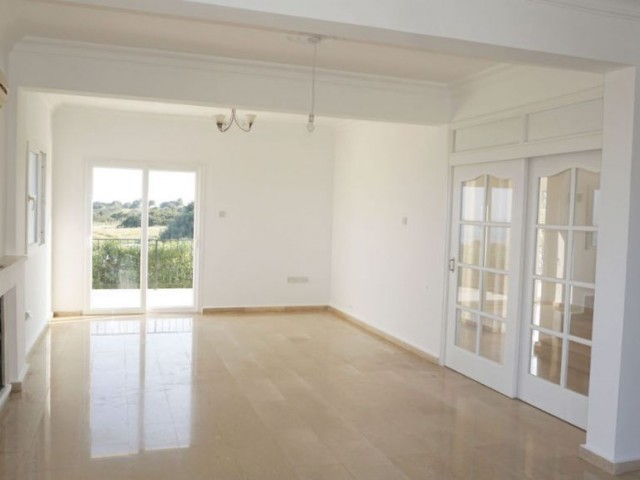 4 Bedroom Frontline Villa Resale *Just Steps To The Sea