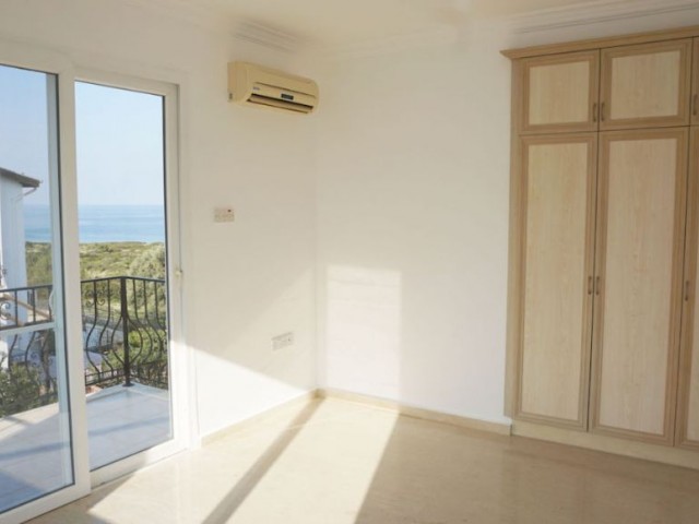 4 Bedroom Frontline Villa Resale *Just Steps To The Sea