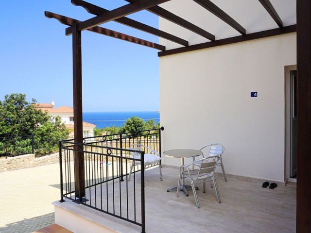 Stunning 3 Bed Resale Villa with Private Swimming Pool Overlooking Sea 