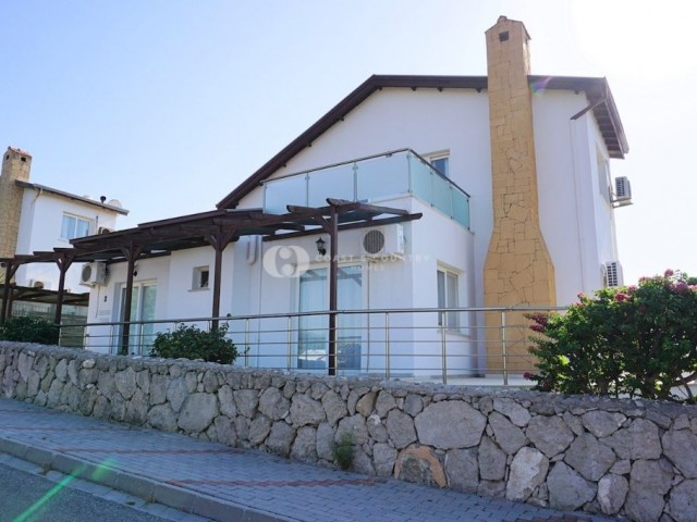 Deniz Manzaralı 4+1 Müstakil Villa