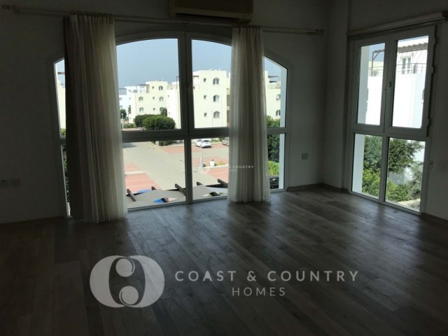 2 BEDROOM Renovated PENTHOUSE *Pre-74 Title Deeds Ready