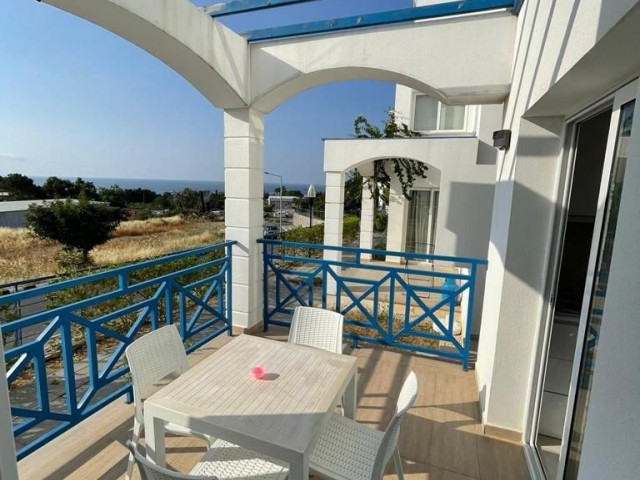 APARTMENT ZUR MIETE IN KYRENIA ALSANCAK BLUE MARE MIT MEERBLICK ** 