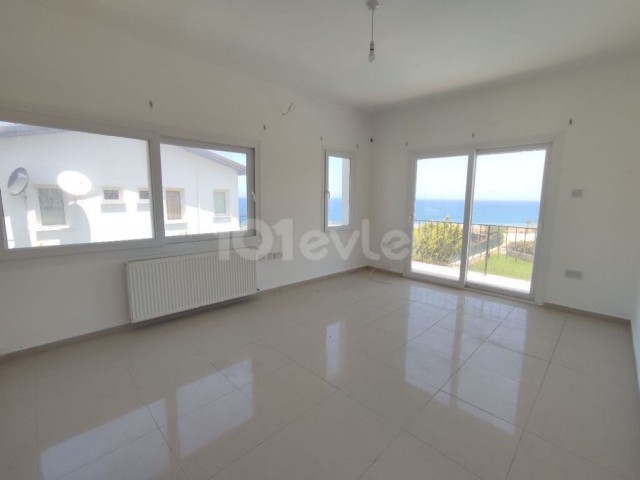 Beachfront Villa with Pool for Sale in Kyrenia Lapta Region ** 