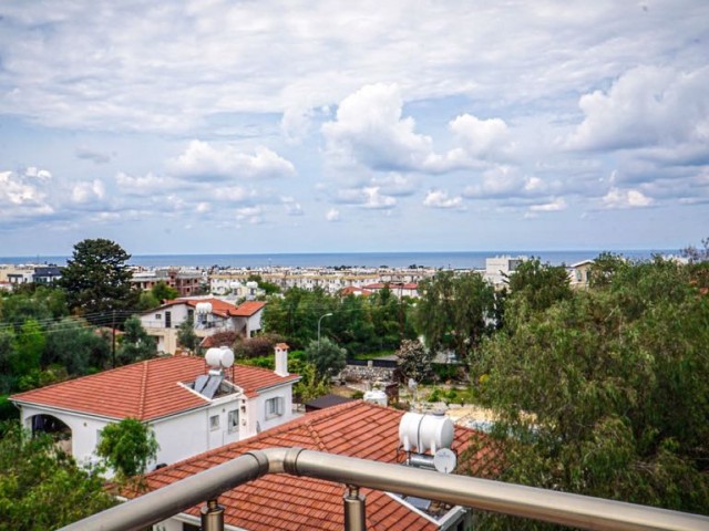 Super Luxus Möblierte Dachterrasse Mit Pool In Kyrenia Alsancak ** 