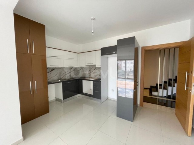 Luxury 2+1 Apartment for Sale in Kyrenia Central Residence ** 