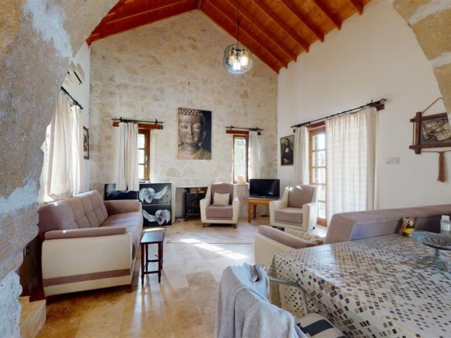 Stunning 4 Bedroom Traditional Stone House