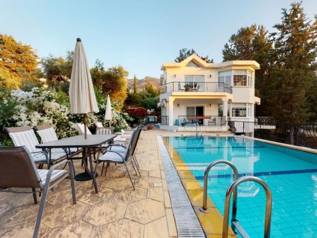 Villa Kaufen in Bellapais, Kyrenia