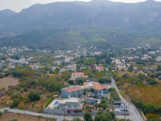 خانه ییلاقی برای فروش in Lapta, گیرنه