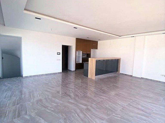 Penthouse Zu verkaufen in Girne Merkez, Kyrenia