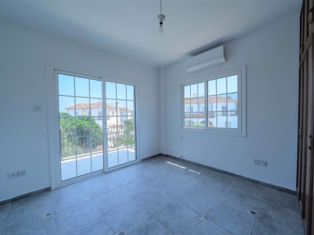 Bright 4 Bedroom Well situated Villa