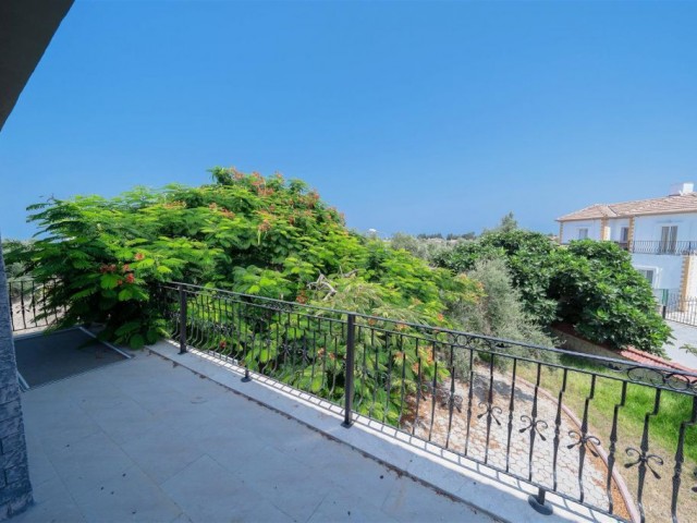 Bright 4 Bedroom Well situated Villa