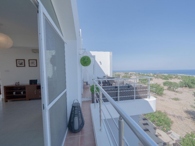 Alluring 2 Bedroom Mountain And Sea View Apartment