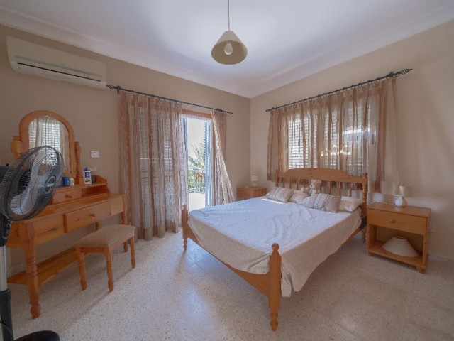 Captivating 4 Bedroom Well situated Villa, Lapta