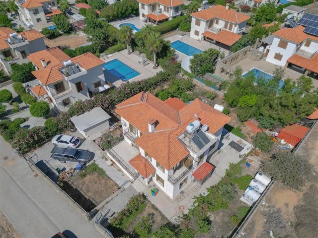 Villa Zu verkaufen in Arapköy, Kyrenia
