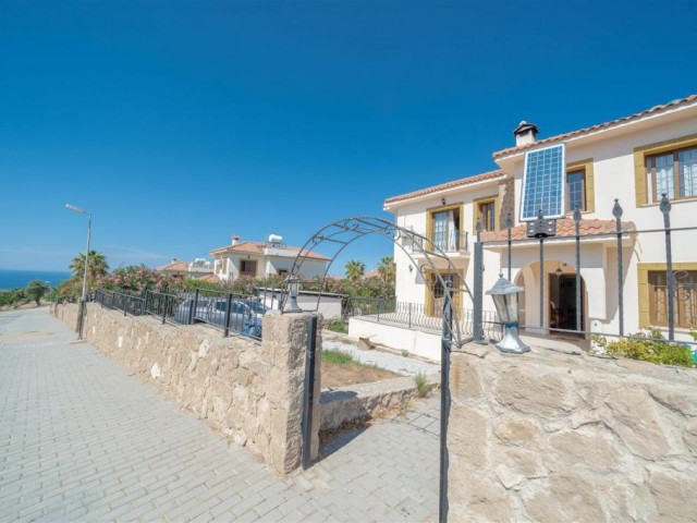 Villa Zu verkaufen in Arapköy, Kyrenia