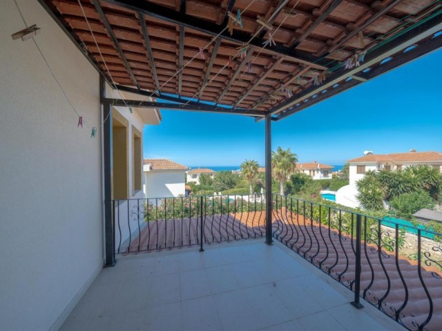 Stunning 4 Bedroom Captivating Views Villa