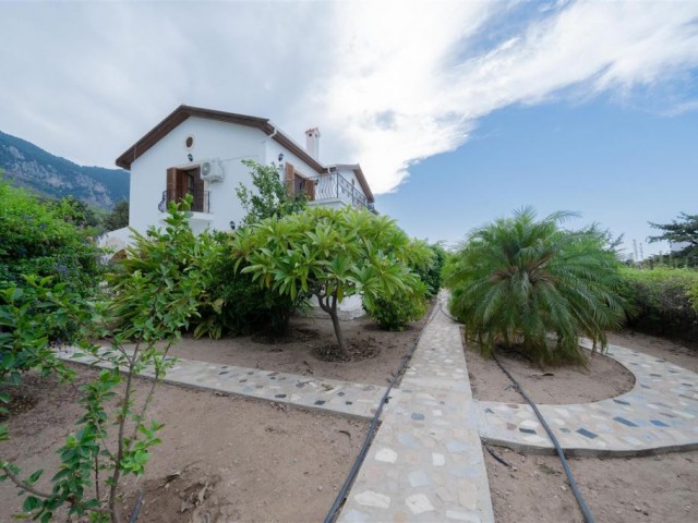 Villa Zu verkaufen in Lapta, Kyrenia