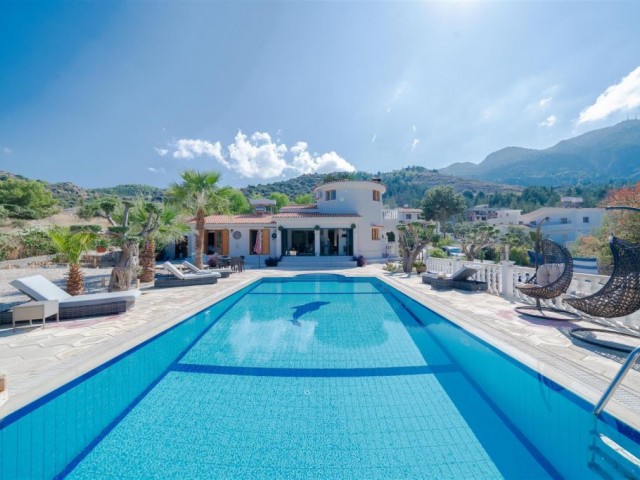 Villa Zu verkaufen in Lapta, Kyrenia