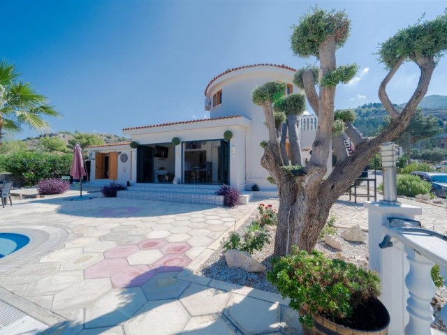 Villa Zu verkaufen in Lapta, Kyrenia